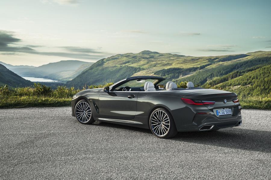  BMW M850i xDrive Convertible (G14) 2018 года  (WW) (фото 43 из 183)